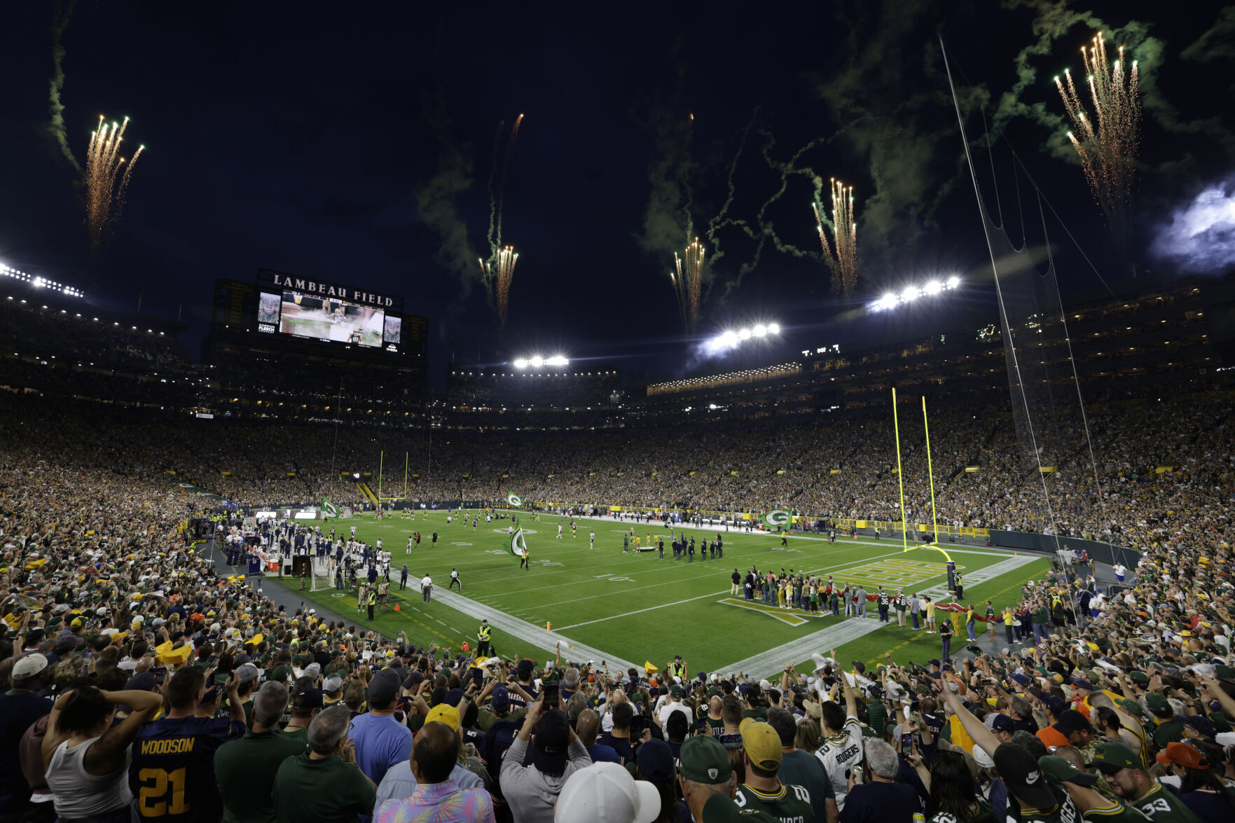 Bears Packers Football